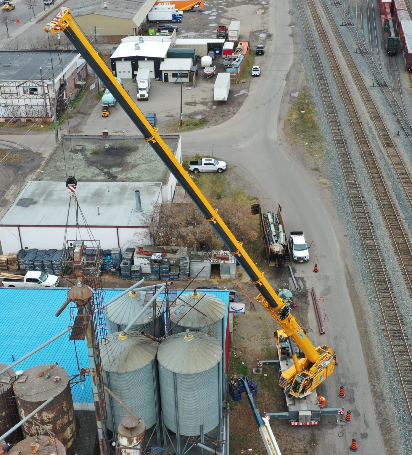 Liebherr LTM 1095 5.1 - LHCrane.ca | Thunder Bay | NorthWestern Ontario ...